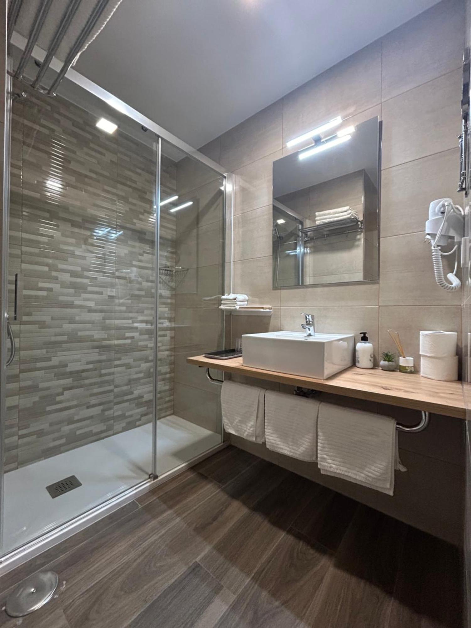 Alianza Suites 马德里 外观 照片